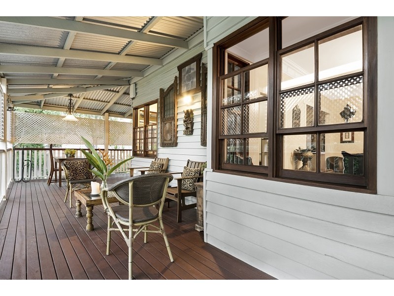 14 Arinya Road, Ashgrove QLD 4060