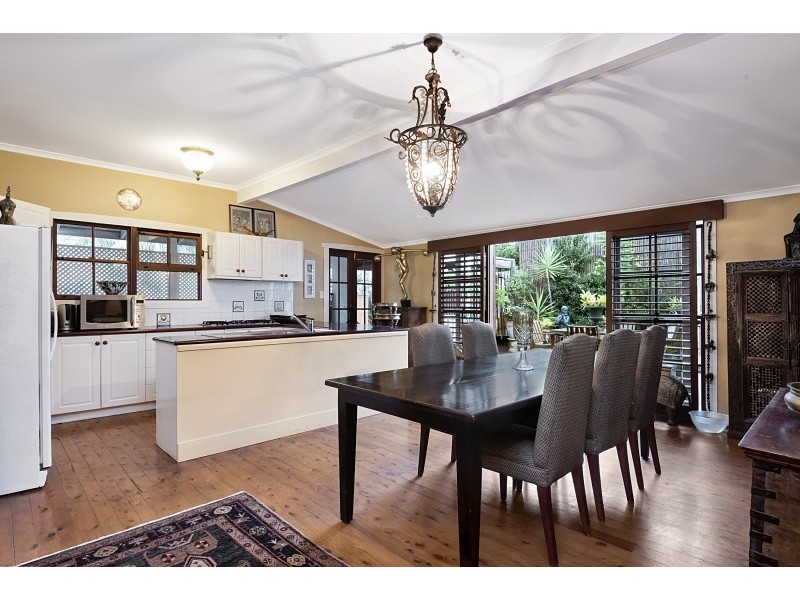 14 Arinya Road, Ashgrove QLD 4060