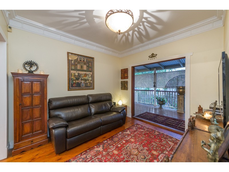 14 Arinya Road, Ashgrove QLD 4060