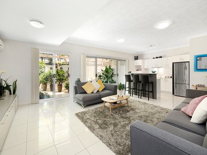 1/159 Clarence Road, Indooroopilly QLD 4068