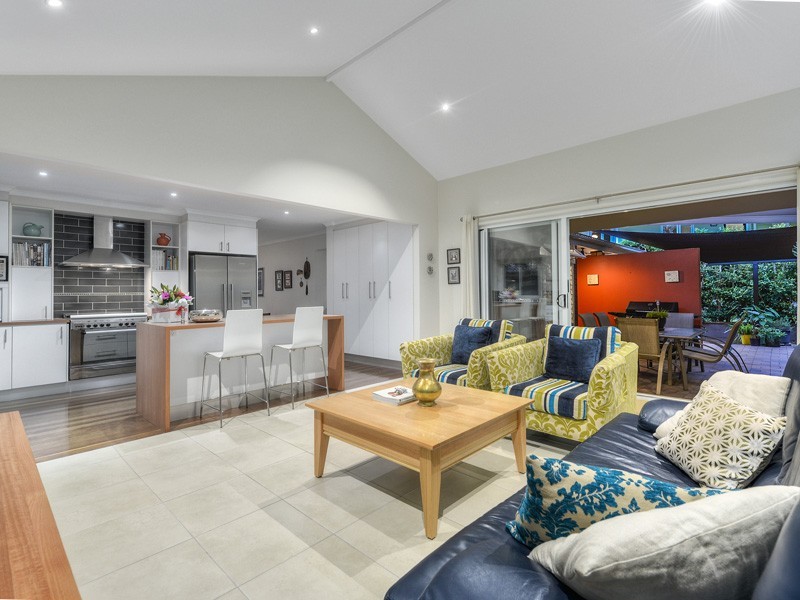 7 Jackdaw Street, Bardon QLD 4065