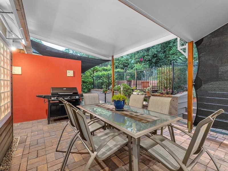 7 Jackdaw Street, Bardon QLD 4065