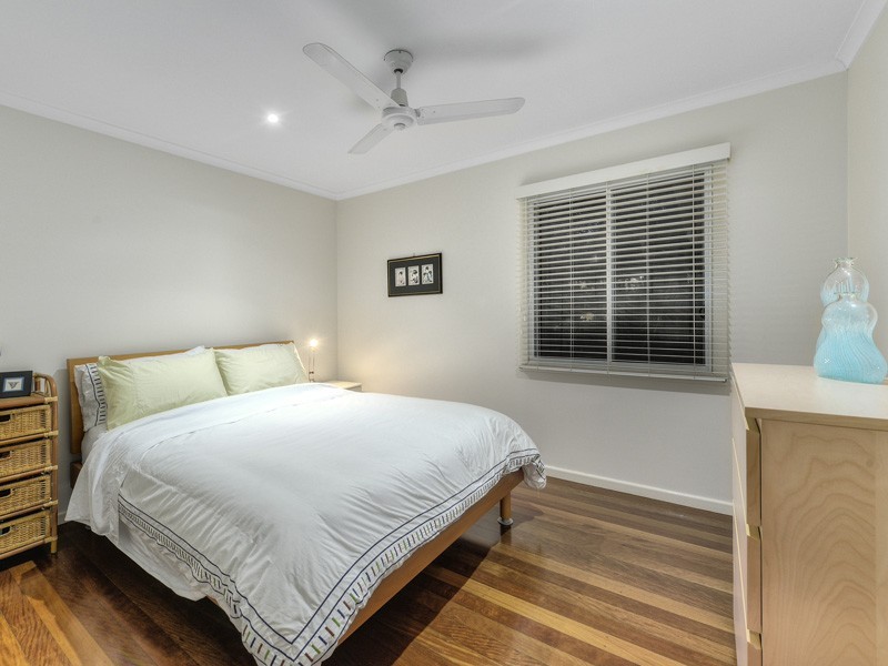 7 Jackdaw Street, Bardon QLD 4065