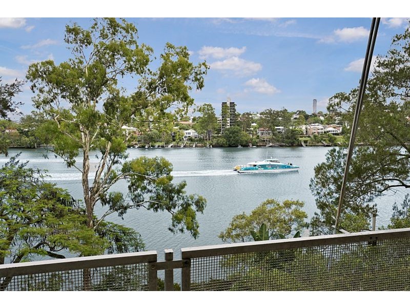 8/146 Macquarie Street, St Lucia QLD 4067