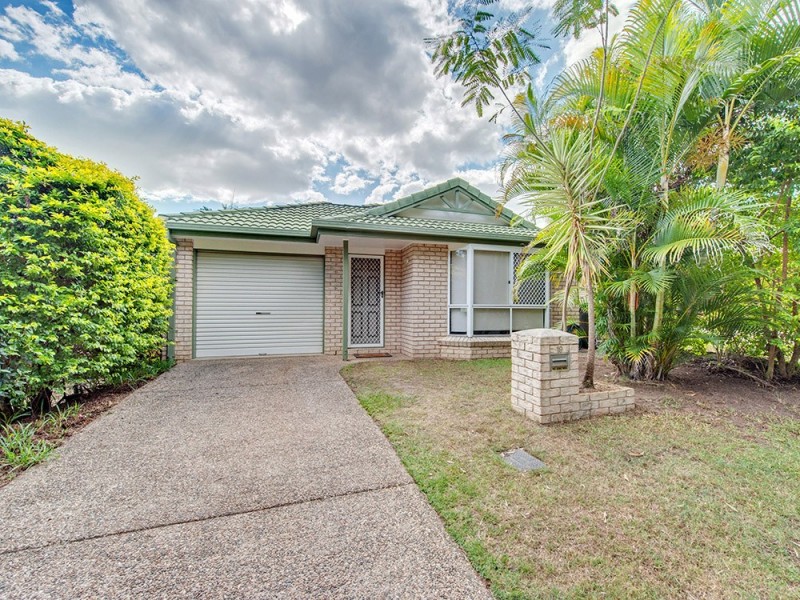 19 Dampier Cr, Forest Lake QLD 4078