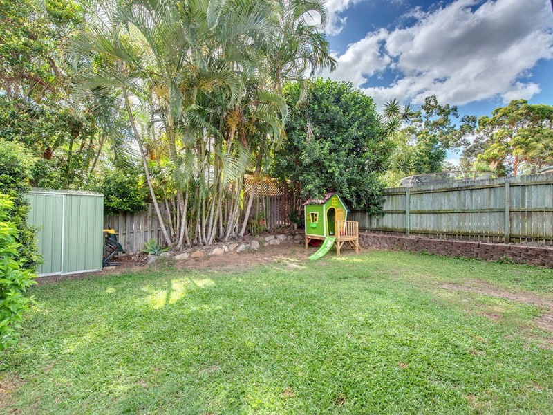 19 Dampier Cr, Forest Lake QLD 4078