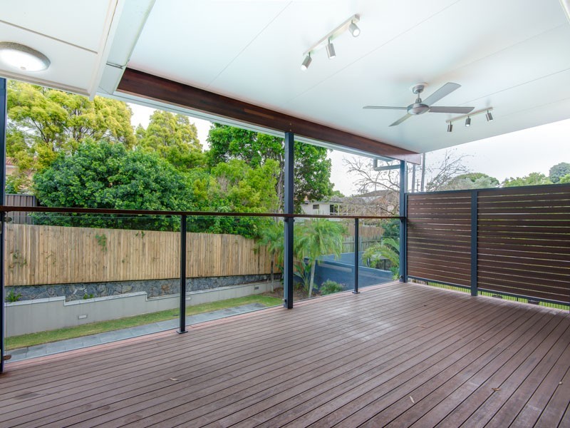 30 Ferol st, Coorparoo QLD 4151