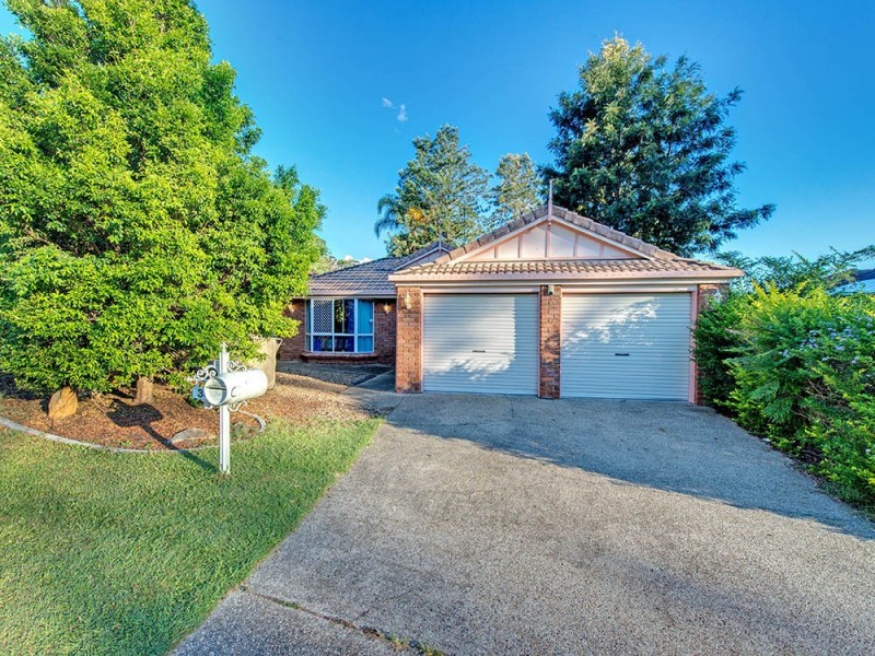 35 Amara Cr, Forest Lake QLD 4078