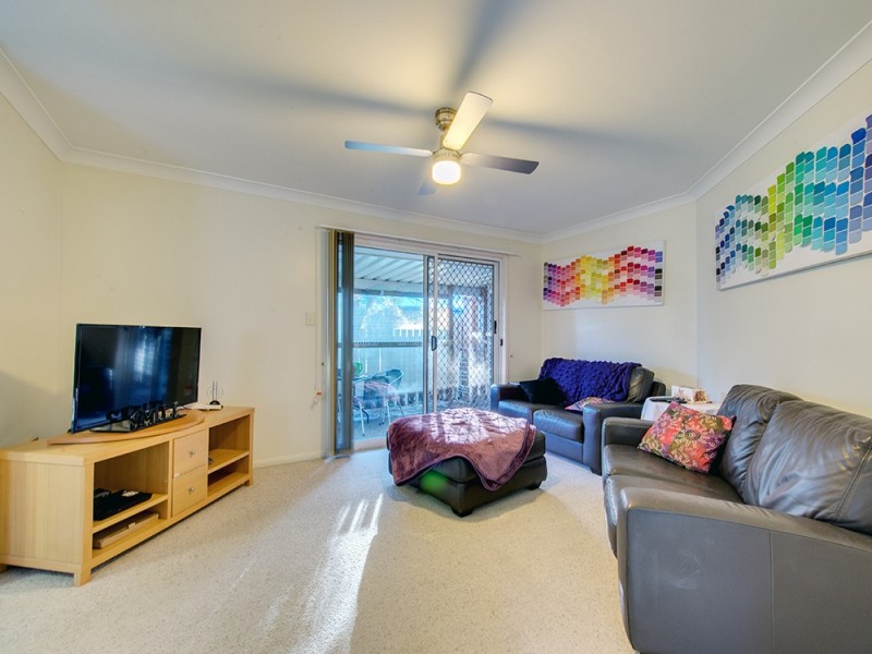 35 Amara Cr, Forest Lake QLD 4078