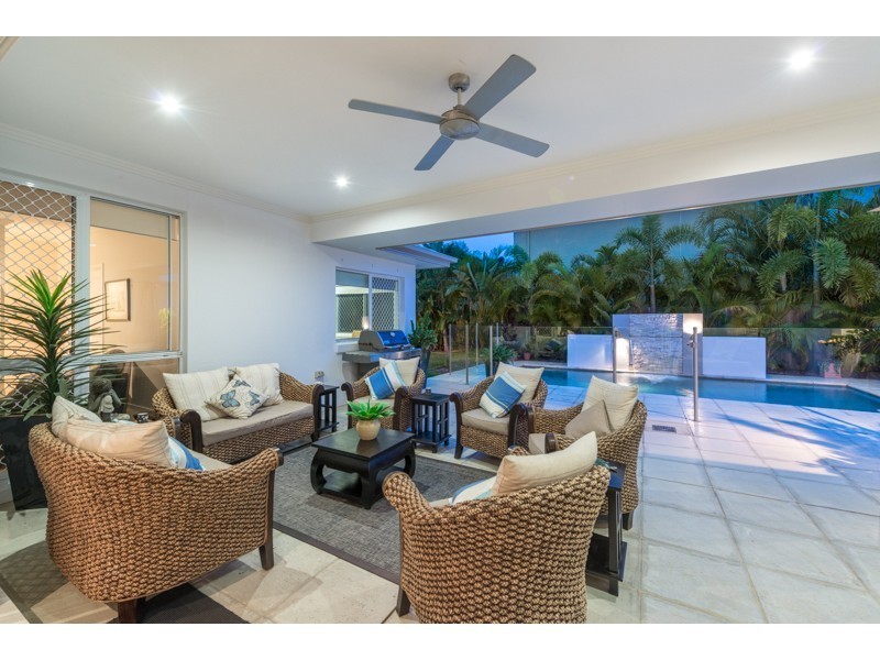 51 Condamine Drive, Sinnamon Park QLD 4073