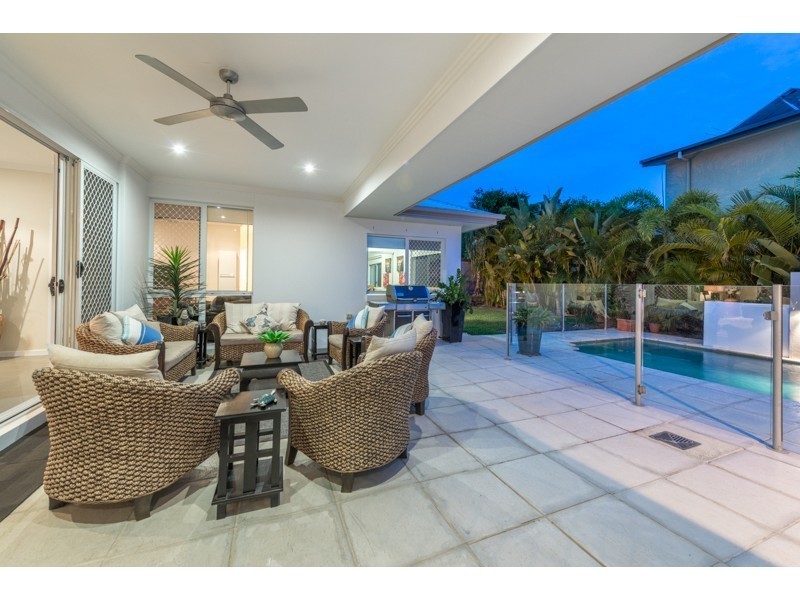 51 Condamine Drive, Sinnamon Park QLD 4073