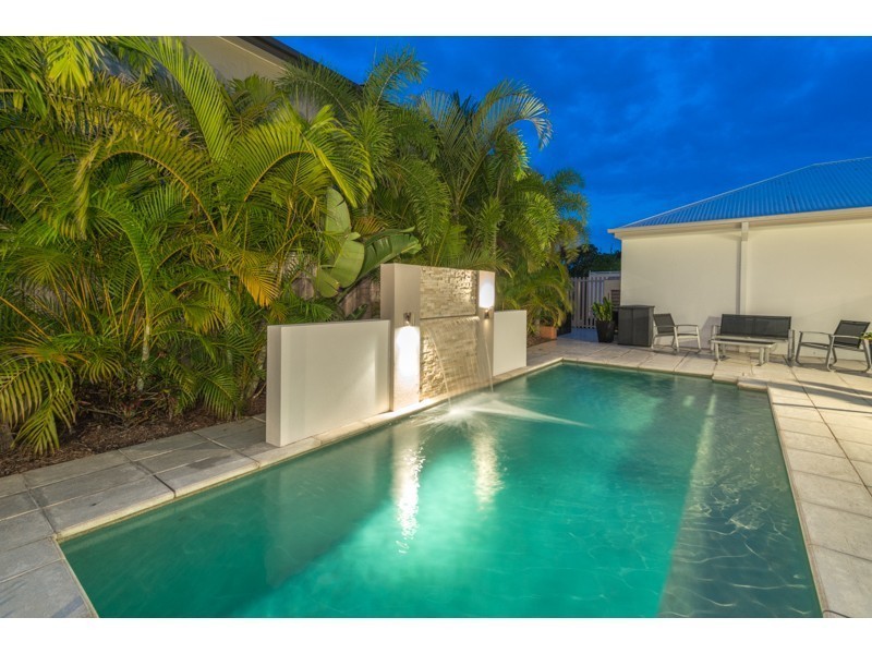 51 Condamine Drive, Sinnamon Park QLD 4073