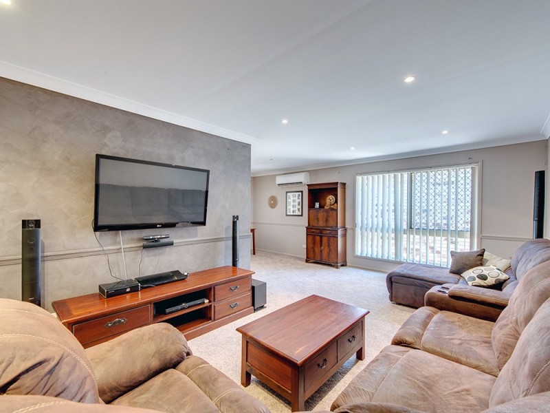 84 Serrata Circuit, Forest Lake QLD 4078