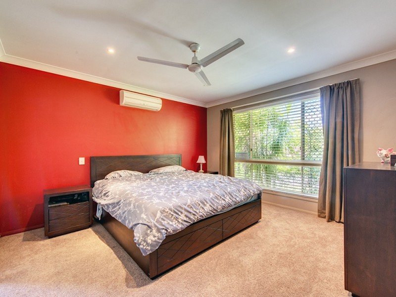 84 Serrata Circuit, Forest Lake QLD 4078