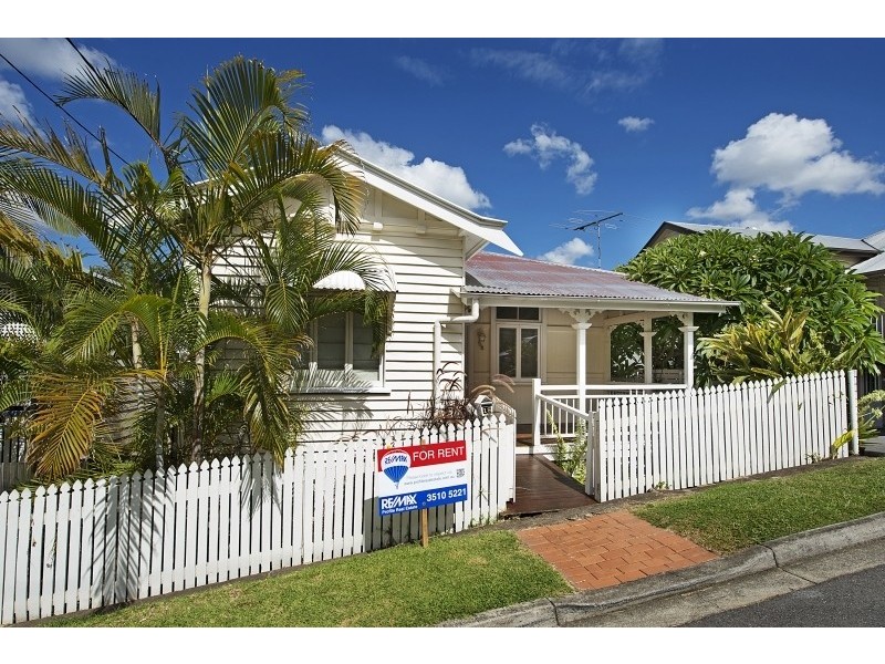 18 Emeline Street, Kelvin Grove QLD 4059