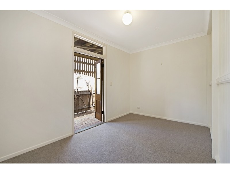 18 Emeline Street, Kelvin Grove QLD 4059