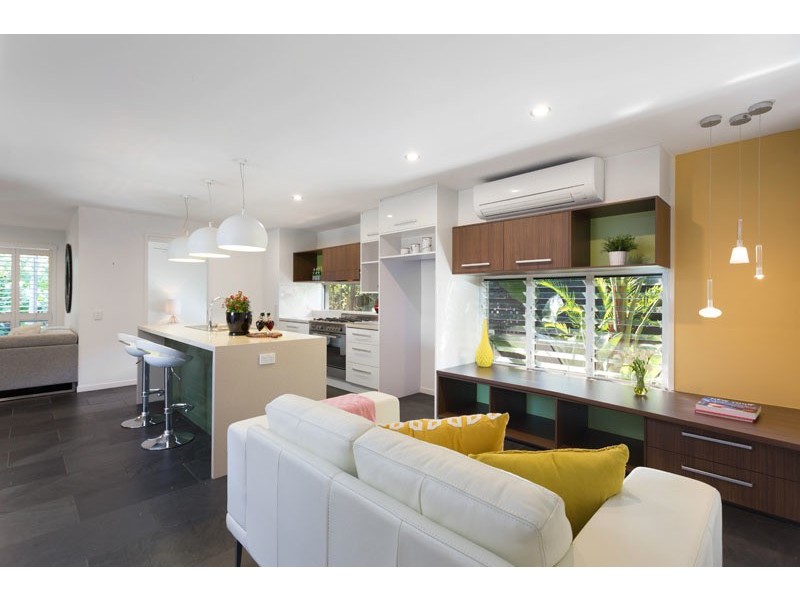 47 Greenford St, Chapel Hill QLD 4069