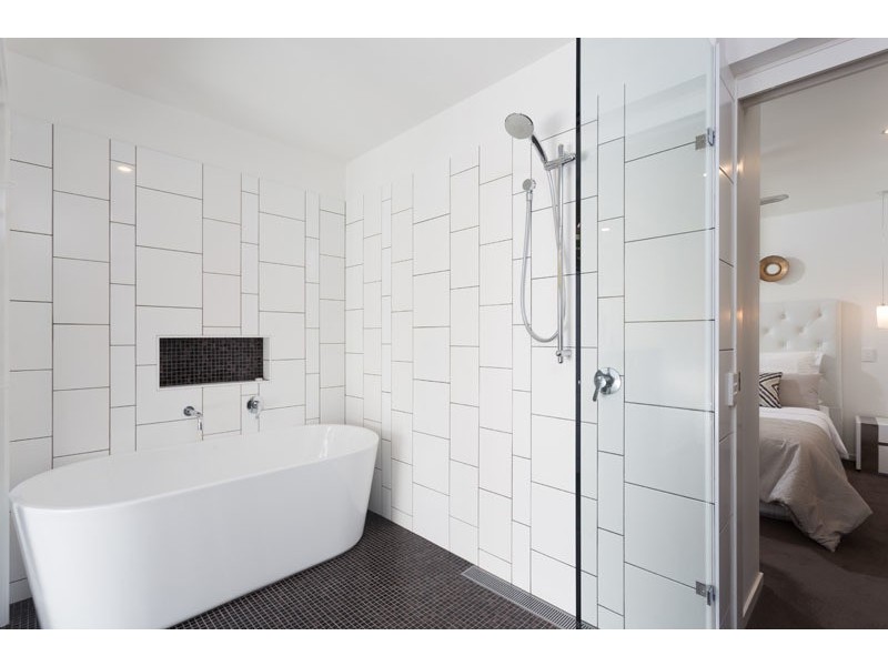 47 Greenford St, Chapel Hill QLD 4069