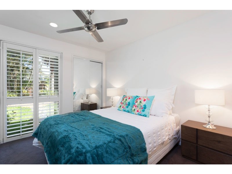 47 Greenford St, Chapel Hill QLD 4069