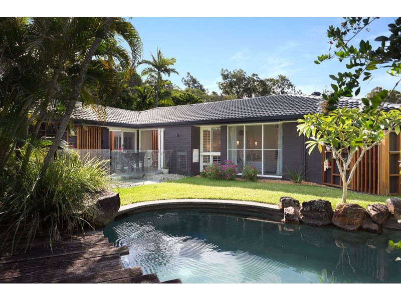 47 Greenford St, Chapel Hill QLD 4069