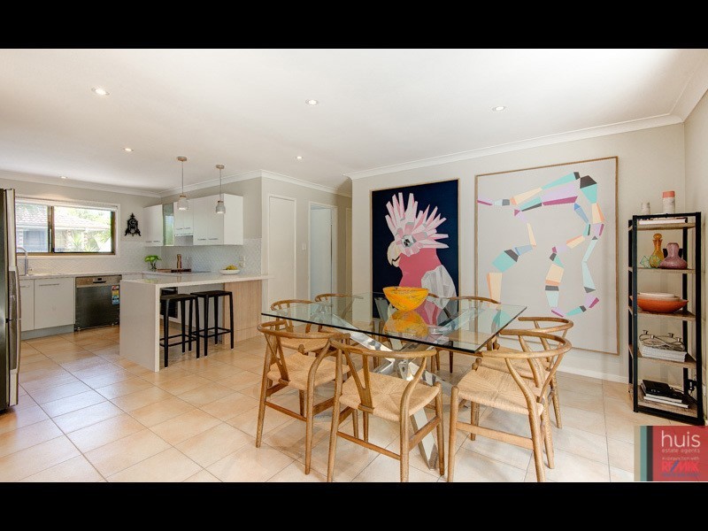 4 Pelsart Street, Belmont QLD 4153