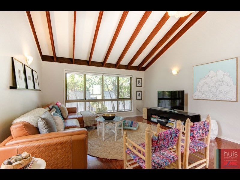 4 Pelsart Street, Belmont QLD 4153