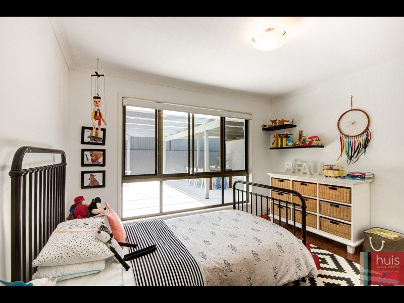 4 Pelsart Street, Belmont QLD 4153