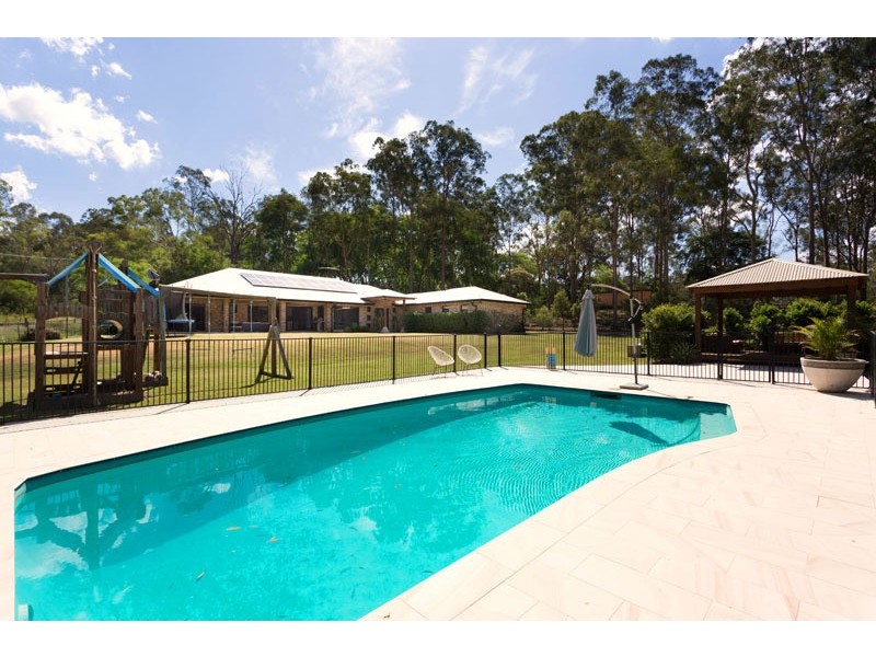 590 Mt Crosby Rd, Anstead QLD 4070