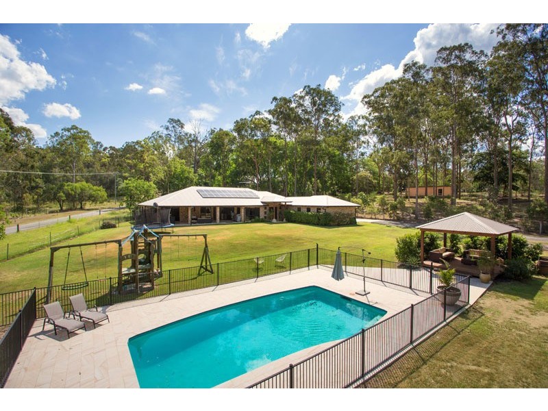 590 Mt Crosby Rd, Anstead QLD 4070