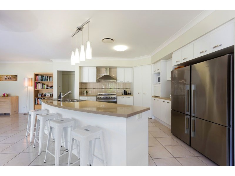 590 Mt Crosby Rd, Anstead QLD 4070