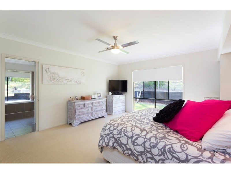 590 Mt Crosby Rd, Anstead QLD 4070