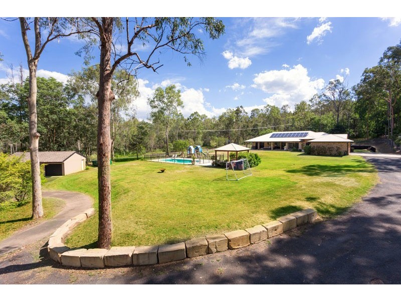 590 Mt Crosby Rd, Anstead QLD 4070