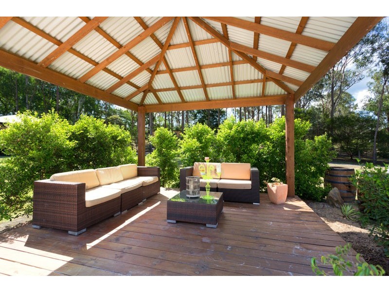 590 Mt Crosby Rd, Anstead QLD 4070