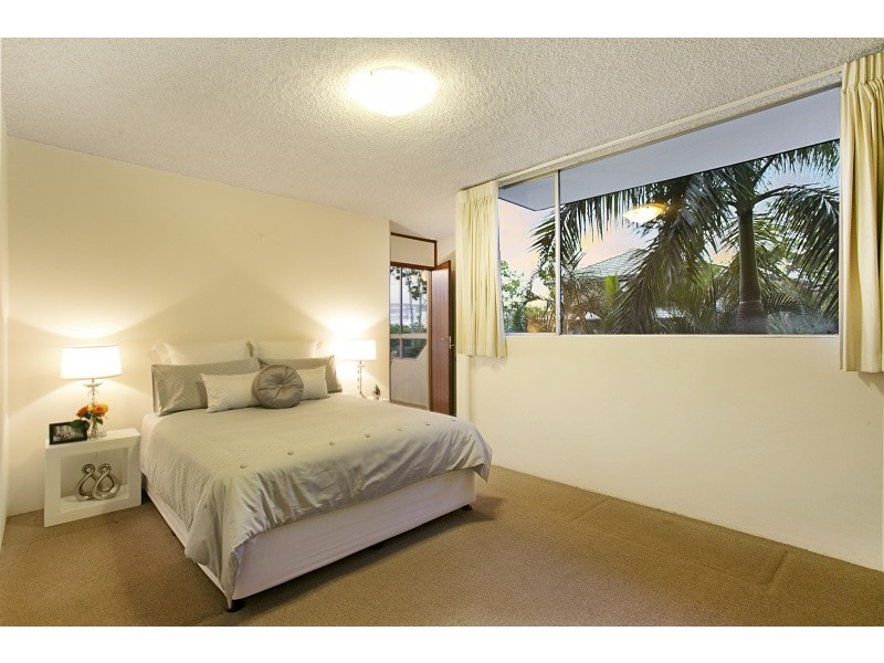 2/18 Ridley Street, Auchenflower QLD 4066