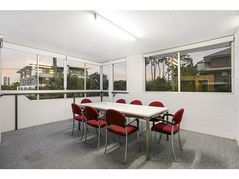 2/18 Ridley Street, Auchenflower QLD 4066