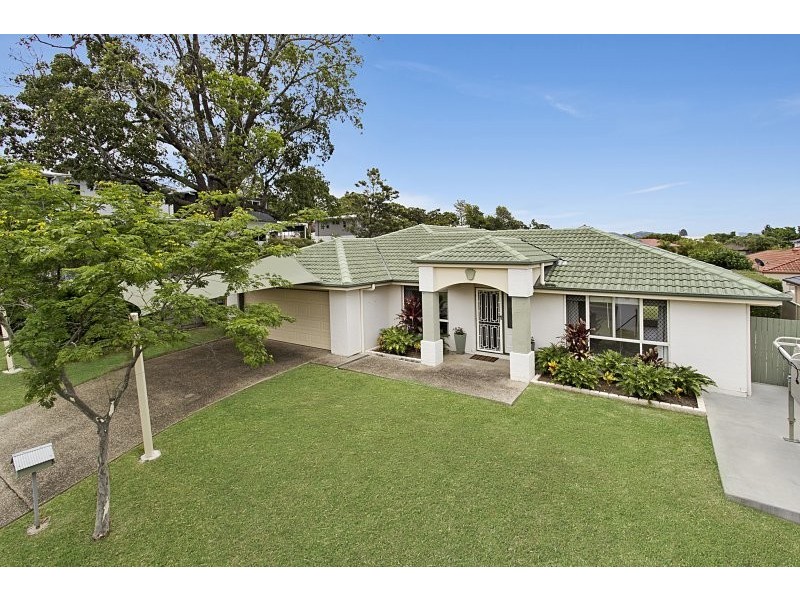 15 Ayside Close, Sinnamon Park QLD 4073