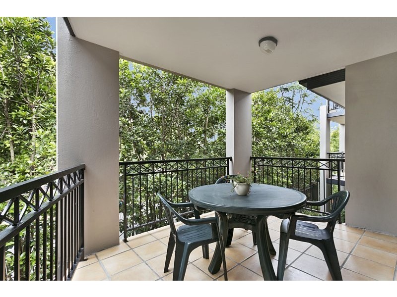 3/260 Sir Fred Schonell Drive, St Lucia QLD 4067