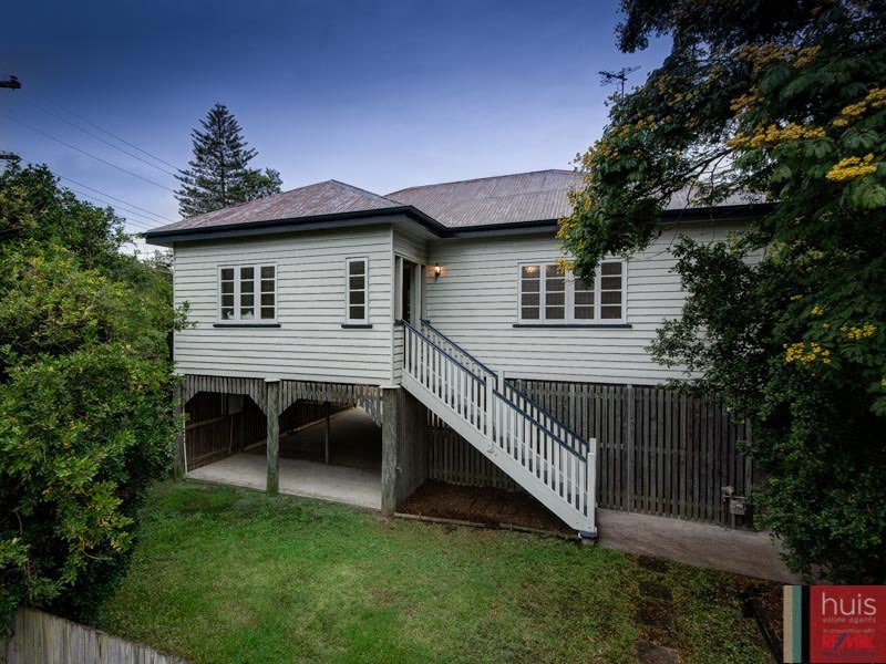 59 Frasers Rd, Ashgrove QLD 4060