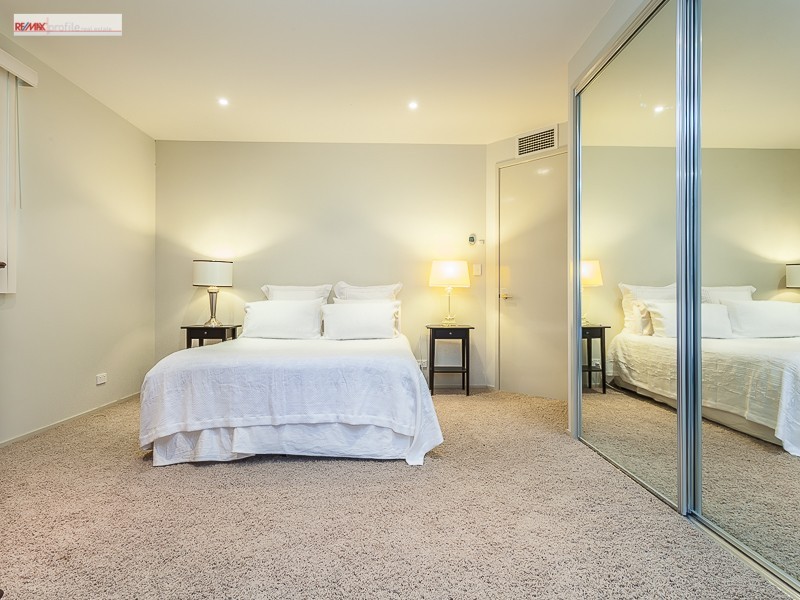 14 Royal Avenue, Spring Hill QLD 4000
