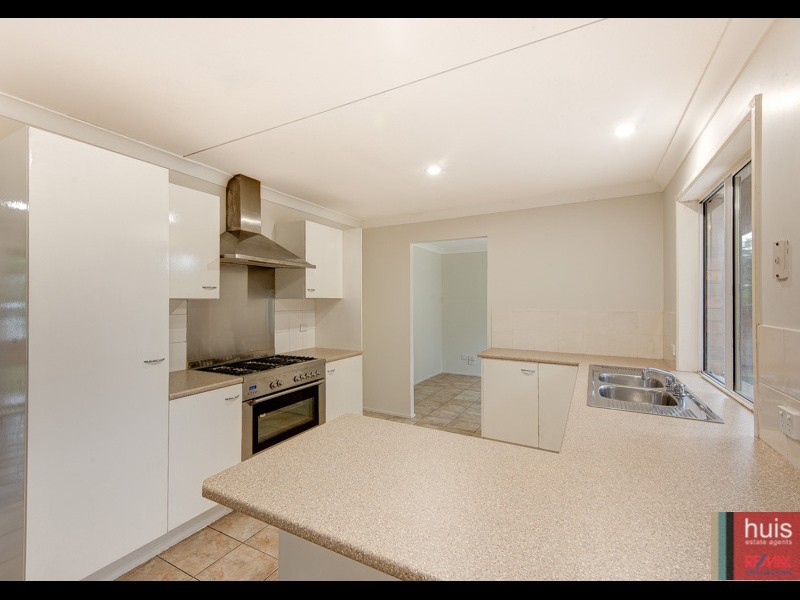 8 Leah Ct, Wellington Point QLD 4160