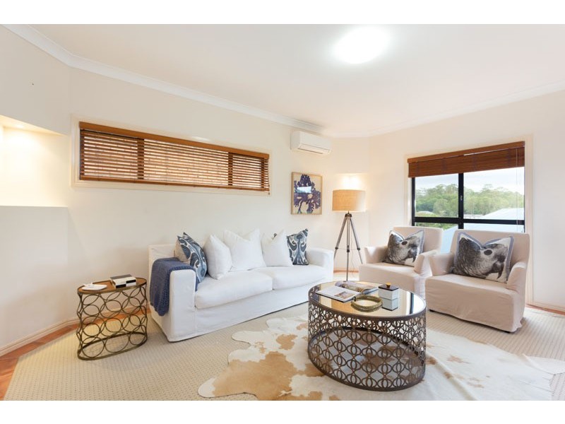 41 Regency Place, Kenmore Hills QLD 4069