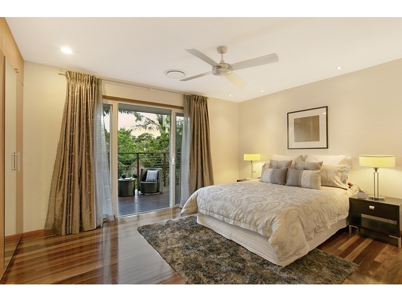 10 Bowaga Street, Indooroopilly QLD 4068