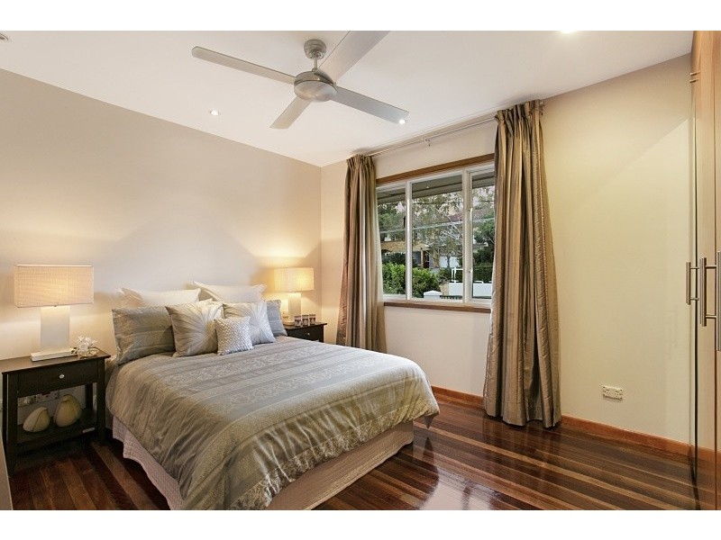10 Bowaga Street, Indooroopilly QLD 4068