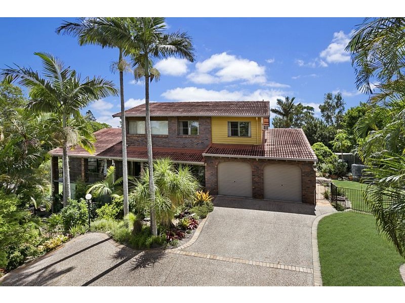 2 Logan Court, Mount Ommaney QLD 4074