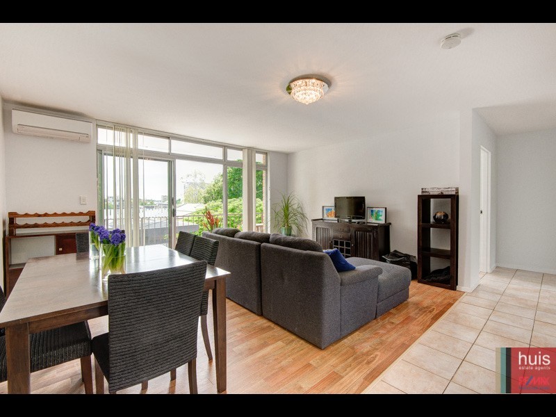 1/24 Castlebar St, Kangaroo Point QLD 4169