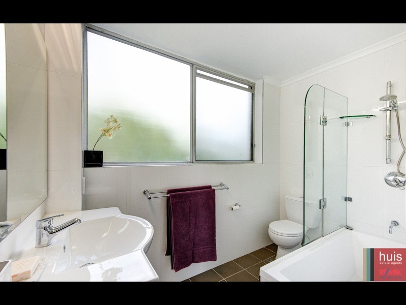 1/24 Castlebar St, Kangaroo Point QLD 4169