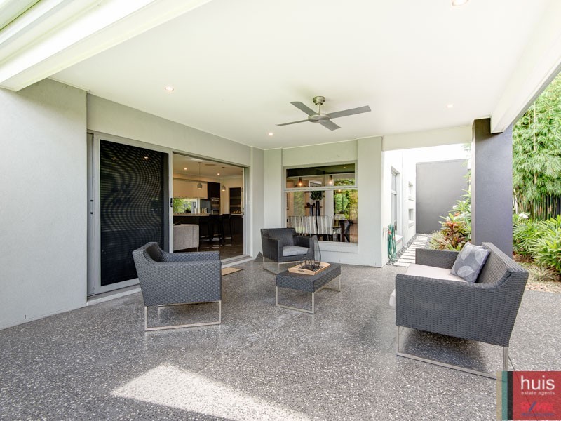 84 Cooper Cres, Rochedale QLD 4123