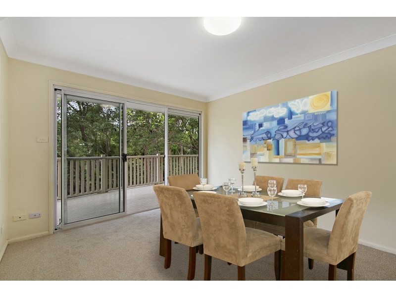 195 Carmody Road, St Lucia QLD 4067