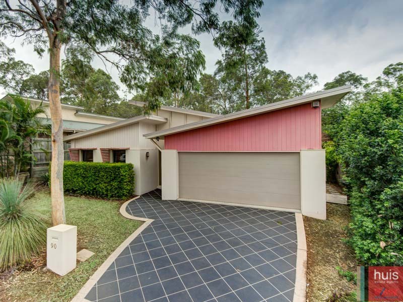90 Brookeside Cres, Seventeen Mile Rocks QLD 4073