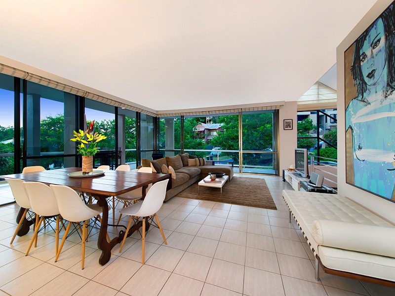 1 Golden Orchid Close, Bardon QLD 4065